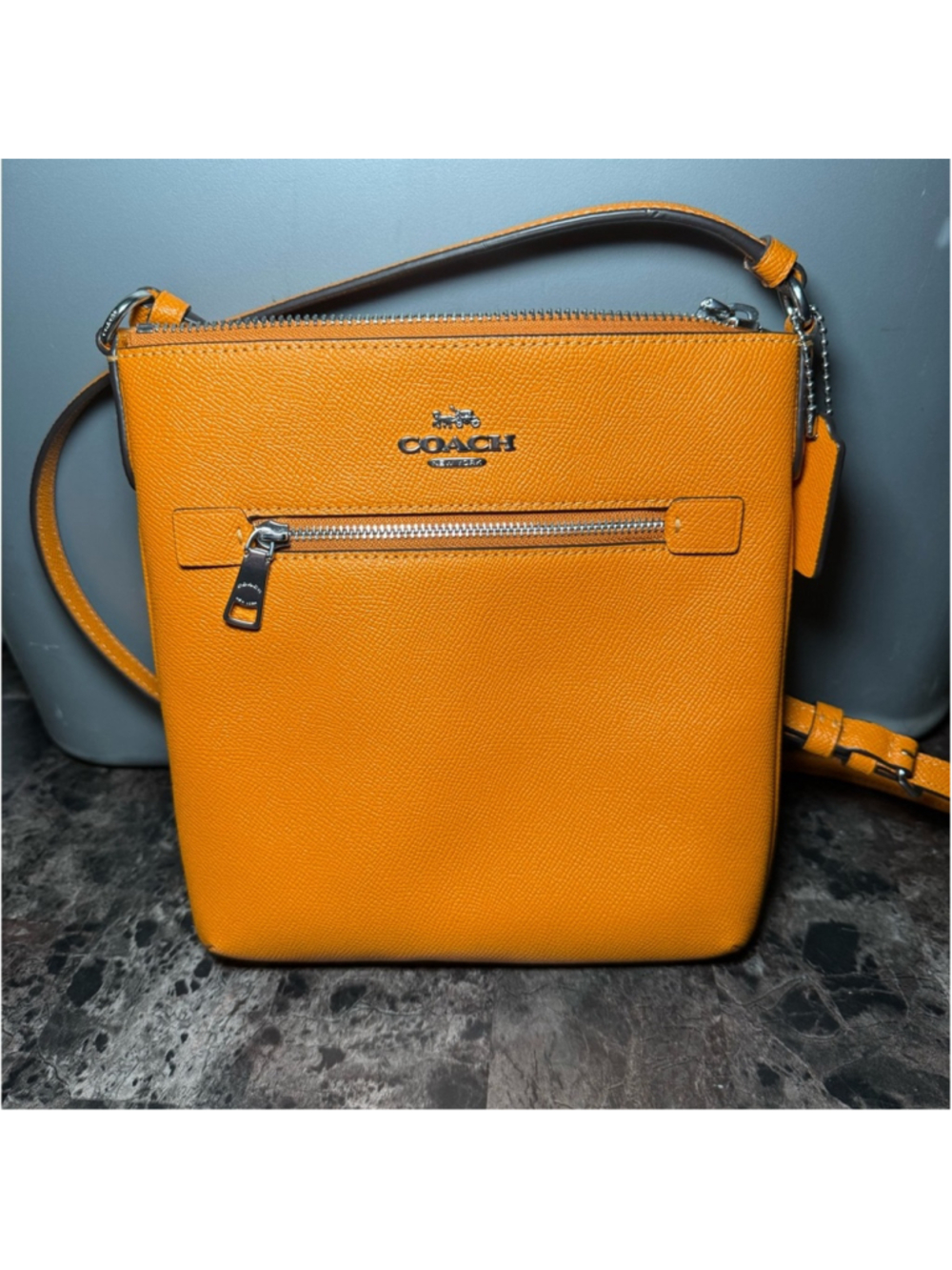 COACH CE871 Orange Pebbled Leather Crossbody with Front Zip - Picture 2 of 6